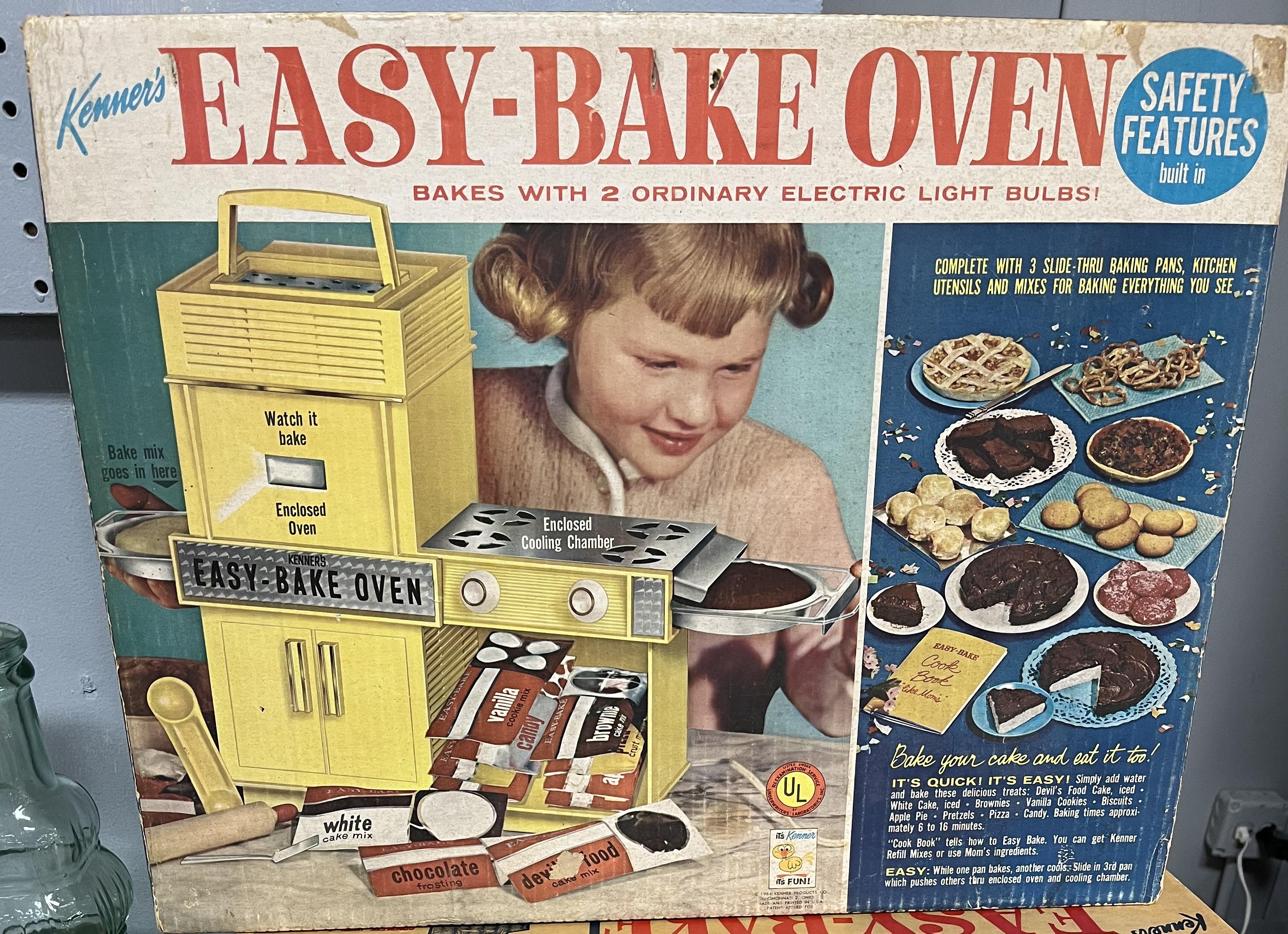 Easy-Bake Oven
